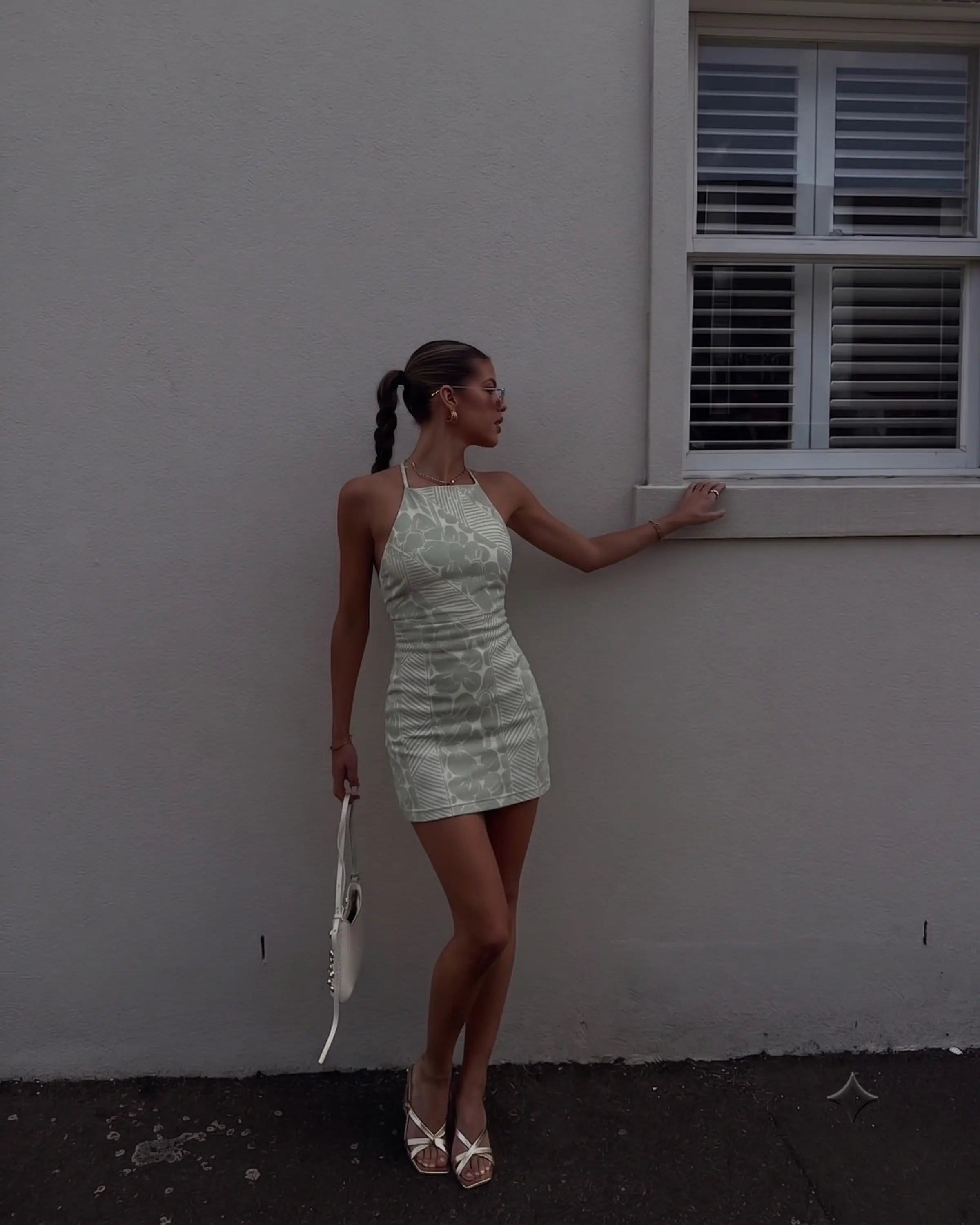 Mavi Çiçekli Bodycon Elbise | Vücuda Oturan Yaz Elbisesi