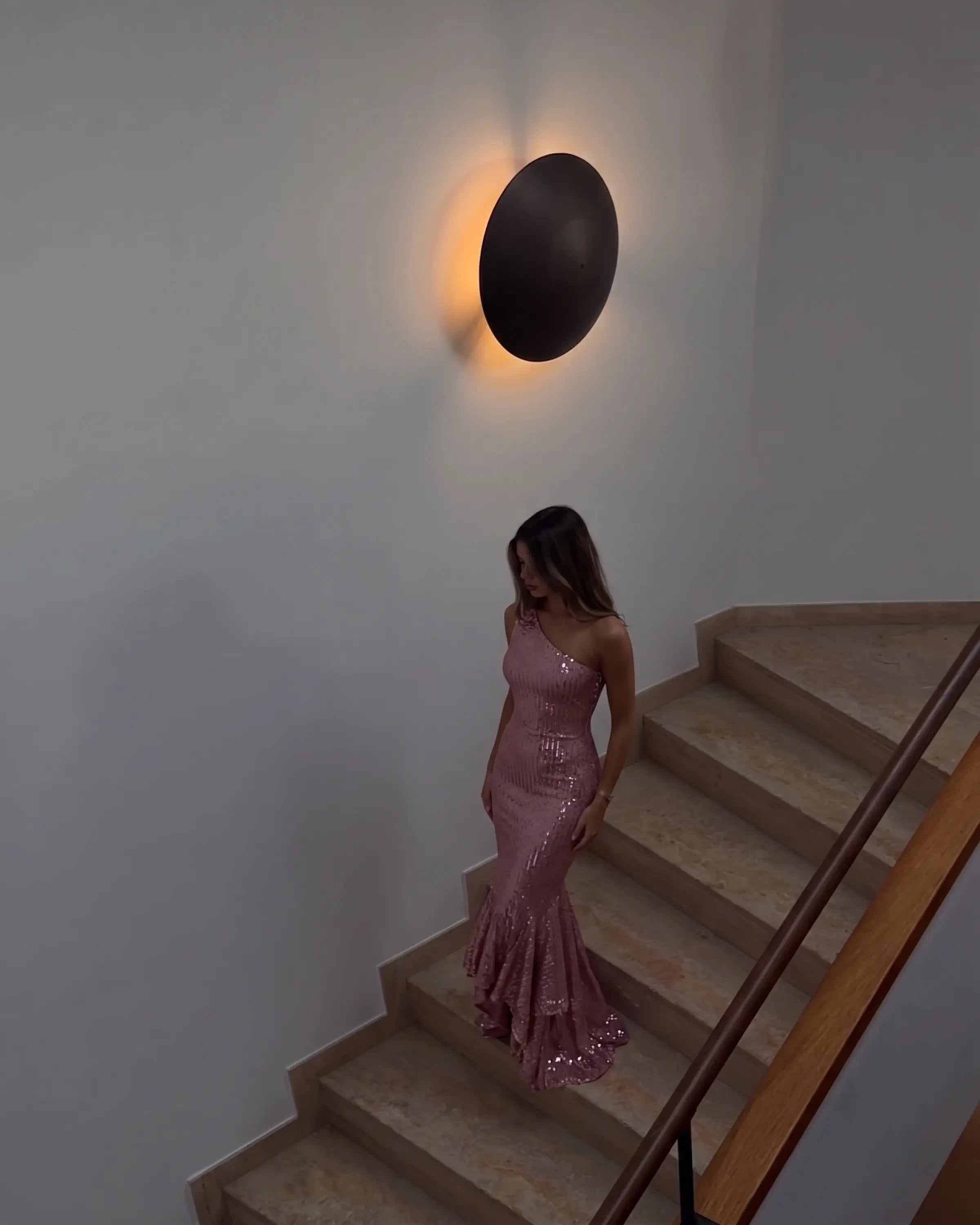 Pembe Payetli Abiye | Asimetrik Kesim Astarlı Gece Elbisesi
